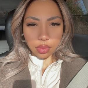 Meet your Posher, Kyana